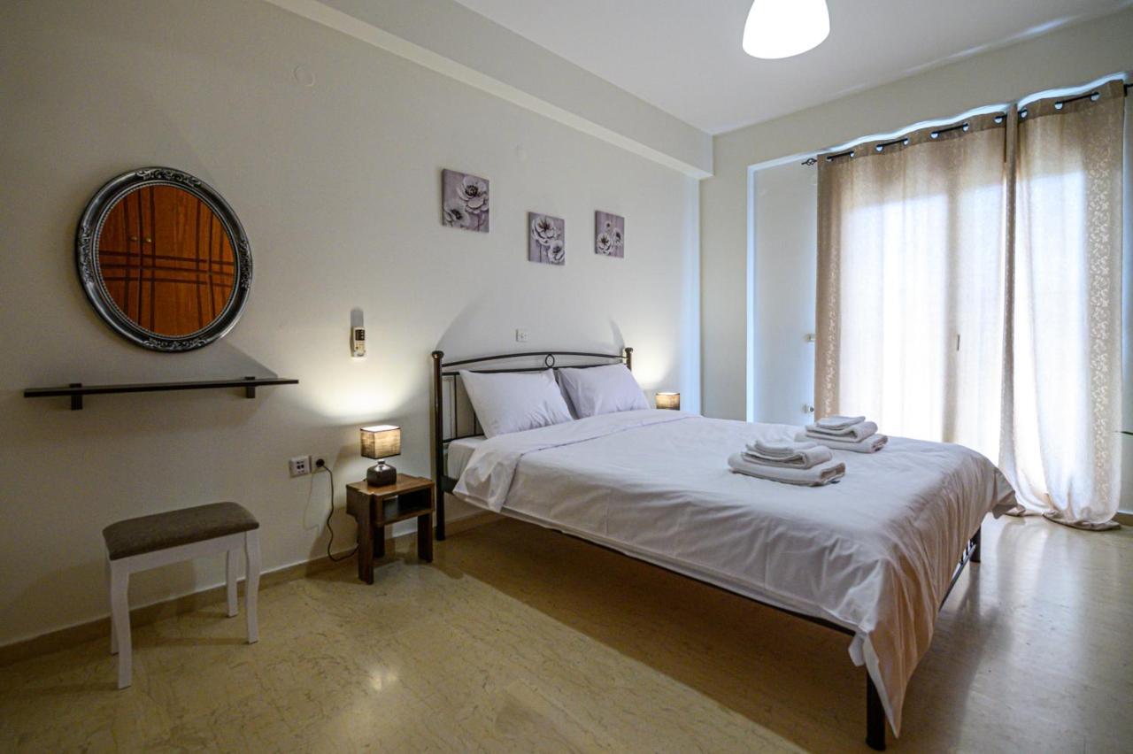 Oliva Apartment Kalamata Exterior photo