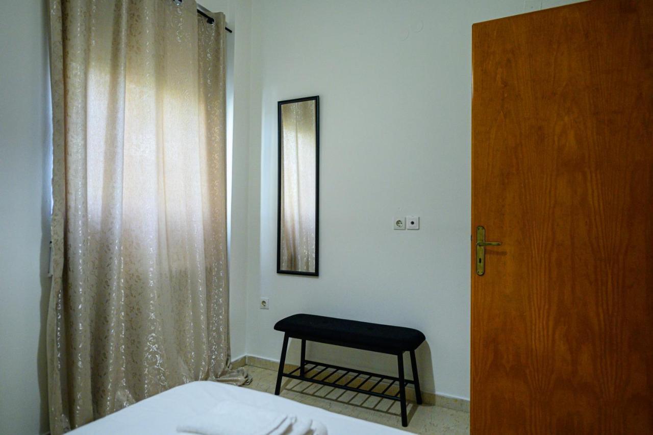 Oliva Apartment Kalamata Exterior photo