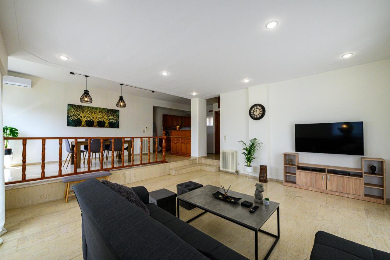 Oliva Apartment Kalamata Exterior photo