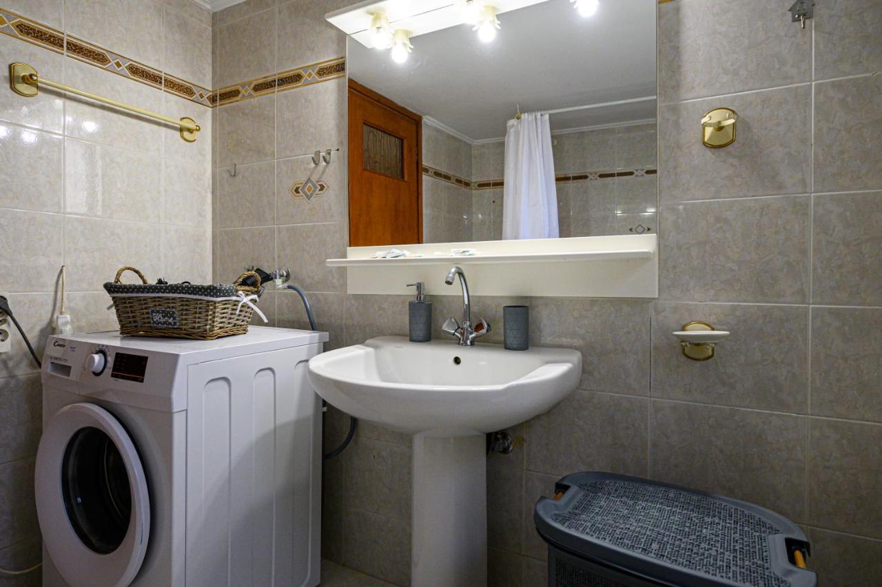 Oliva Apartment Kalamata Exterior photo