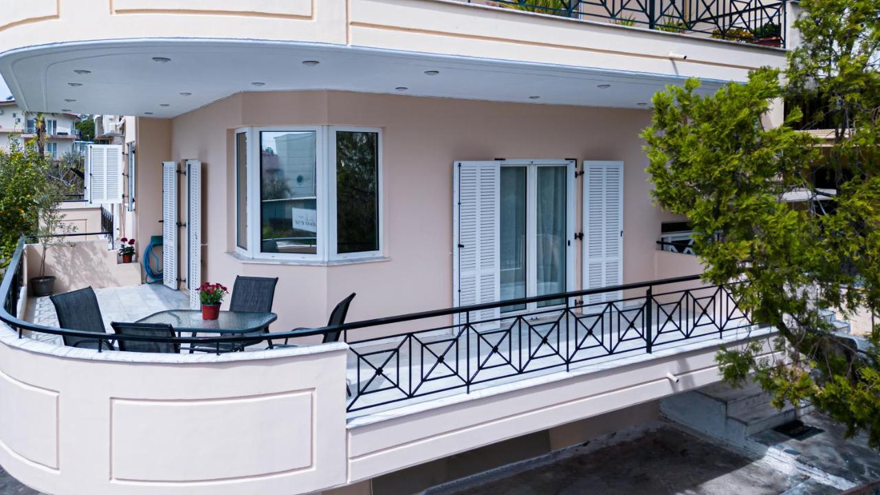 Oliva Apartment Kalamata Exterior photo